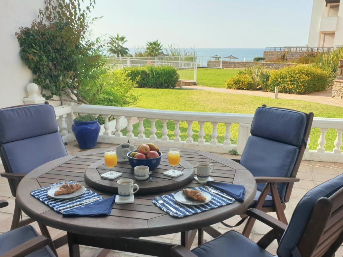 Casitamar Frontline Beach House Rental Casares Costa Near Estepona Bahia de Casares المظهر الخارجي الصورة