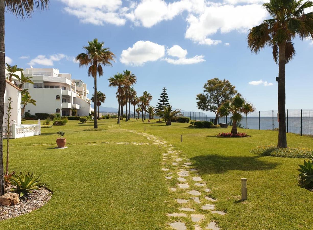 Casitamar Frontline Beach House Rental Casares Costa Near Estepona Bahia de Casares المظهر الخارجي الصورة