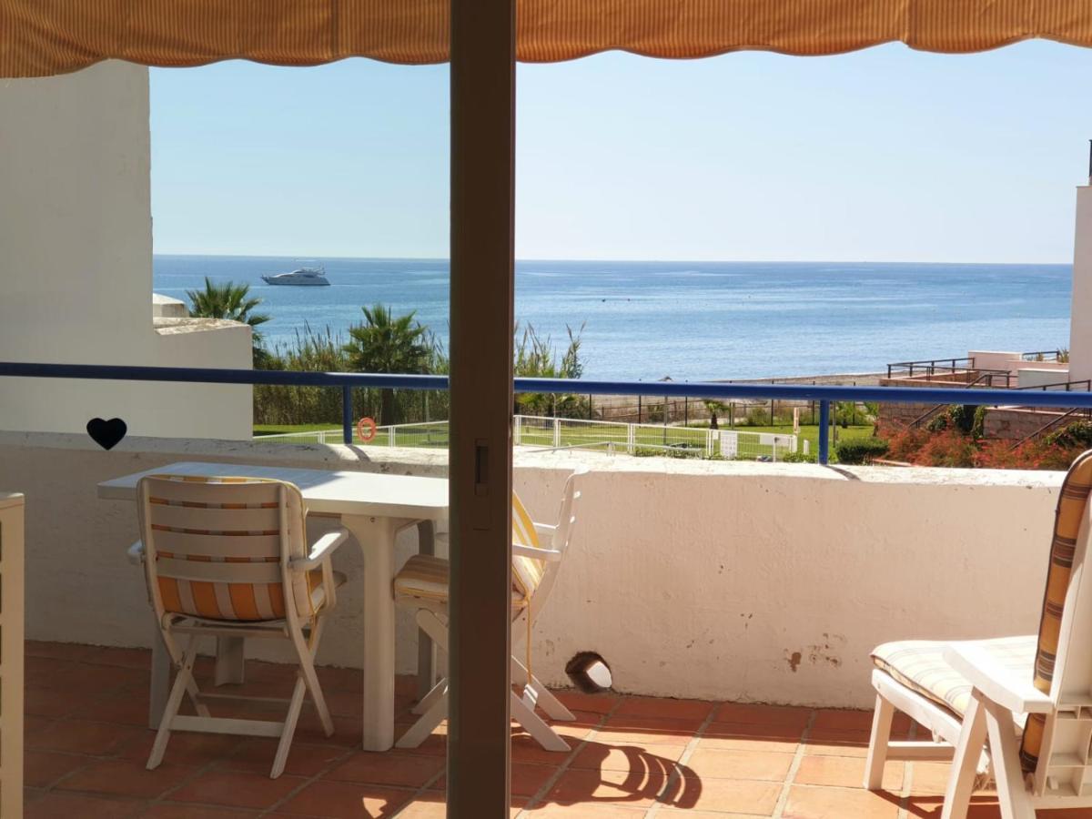 Casitamar Frontline Beach House Rental Casares Costa Near Estepona Bahia de Casares المظهر الخارجي الصورة