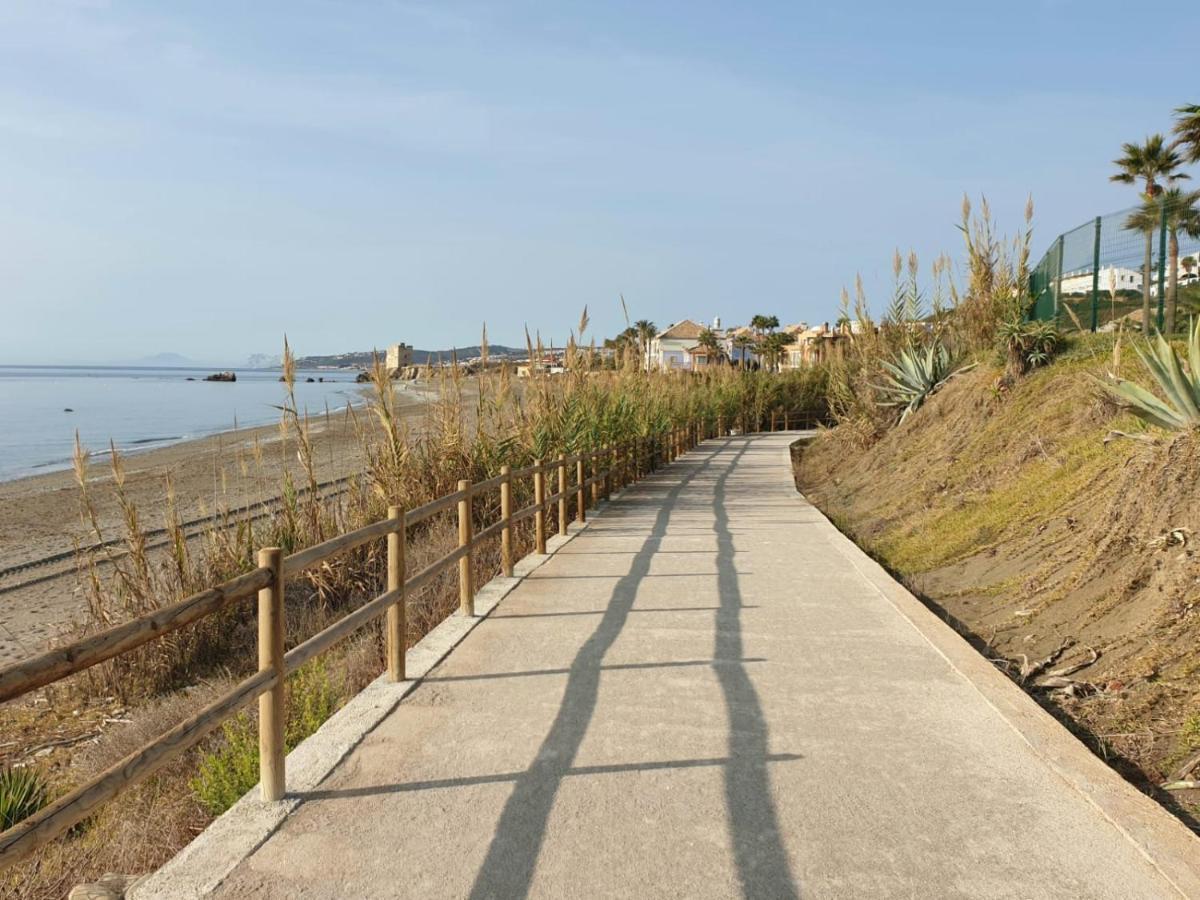 Casitamar Frontline Beach House Rental Casares Costa Near Estepona Bahia de Casares المظهر الخارجي الصورة