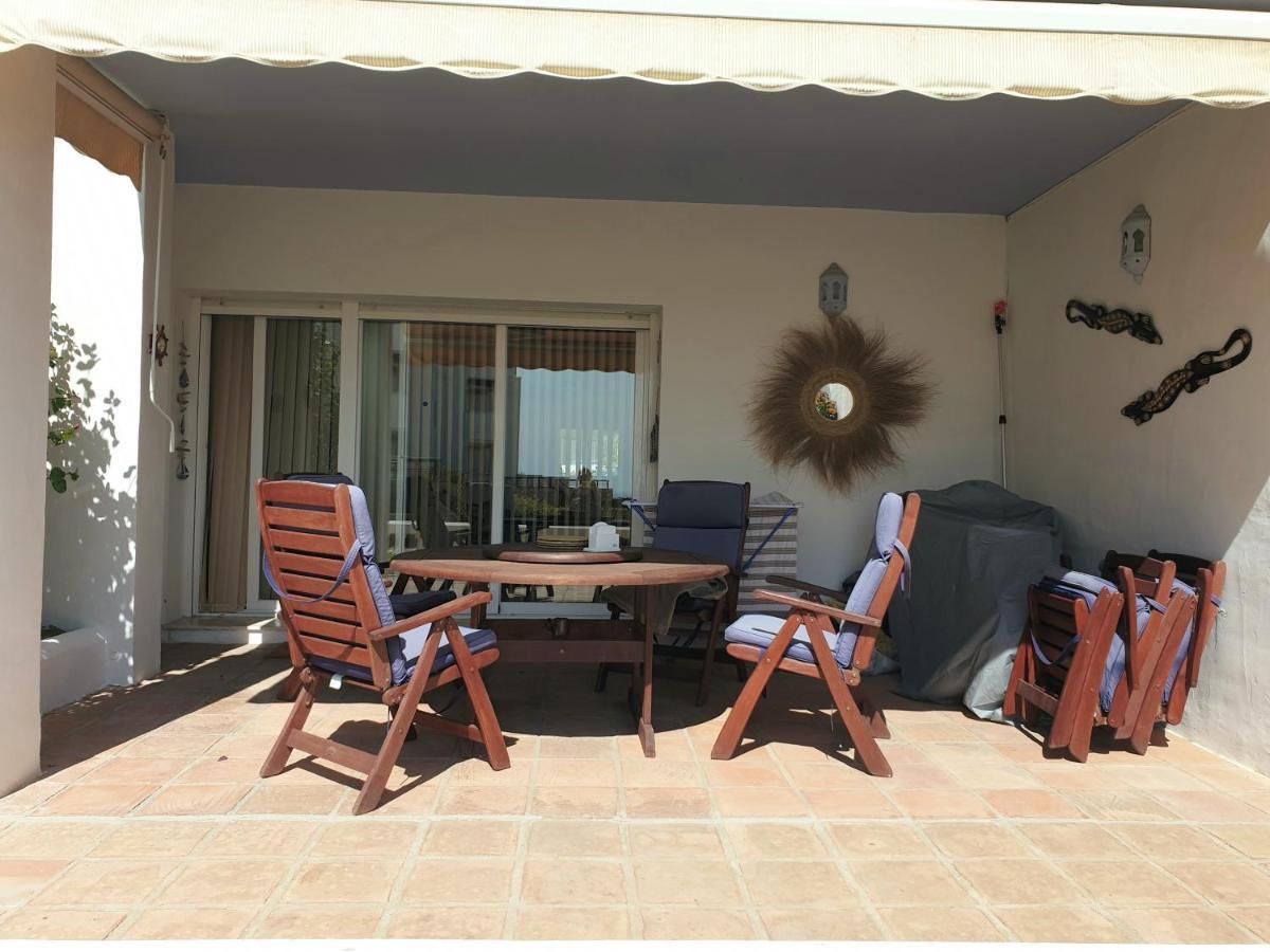 Casitamar Frontline Beach House Rental Casares Costa Near Estepona Bahia de Casares المظهر الخارجي الصورة