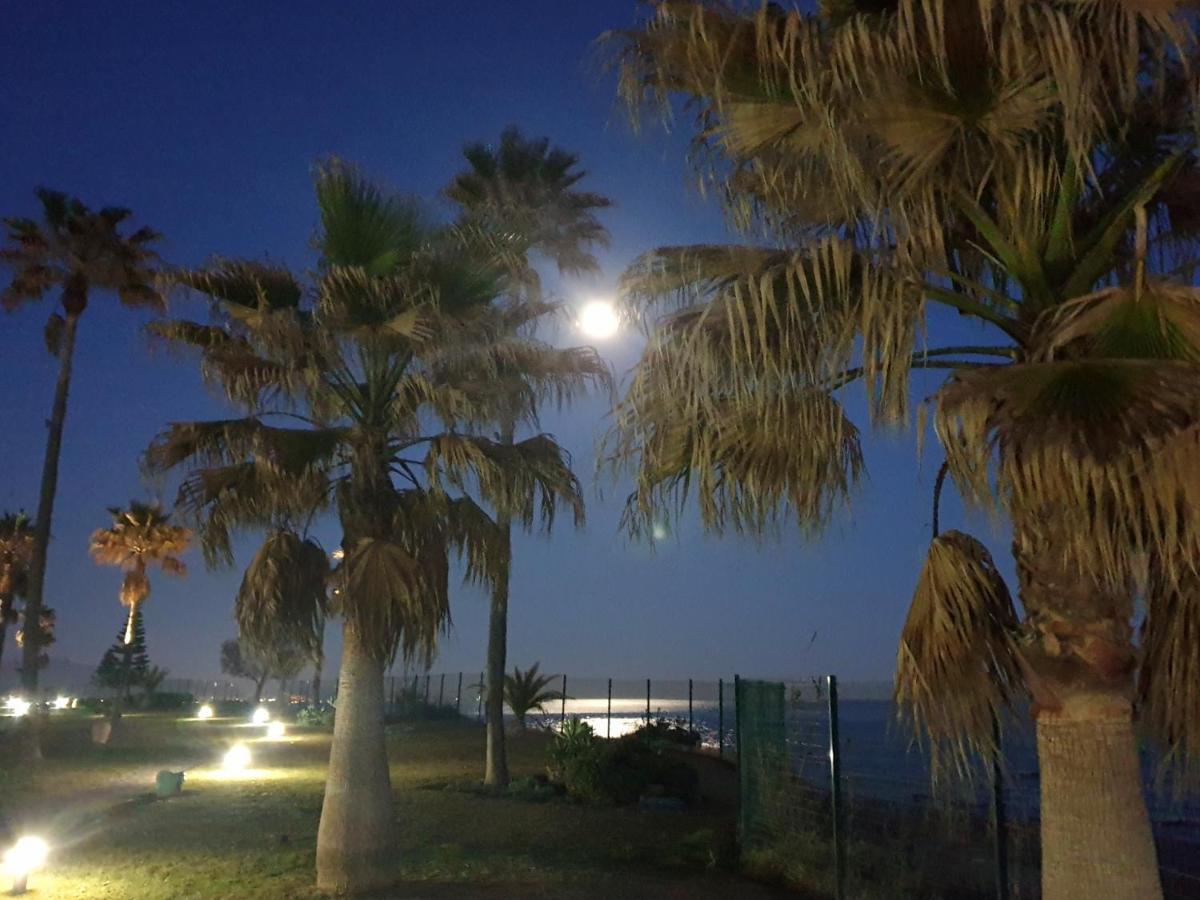 Casitamar Frontline Beach House Rental Casares Costa Near Estepona Bahia de Casares المظهر الخارجي الصورة