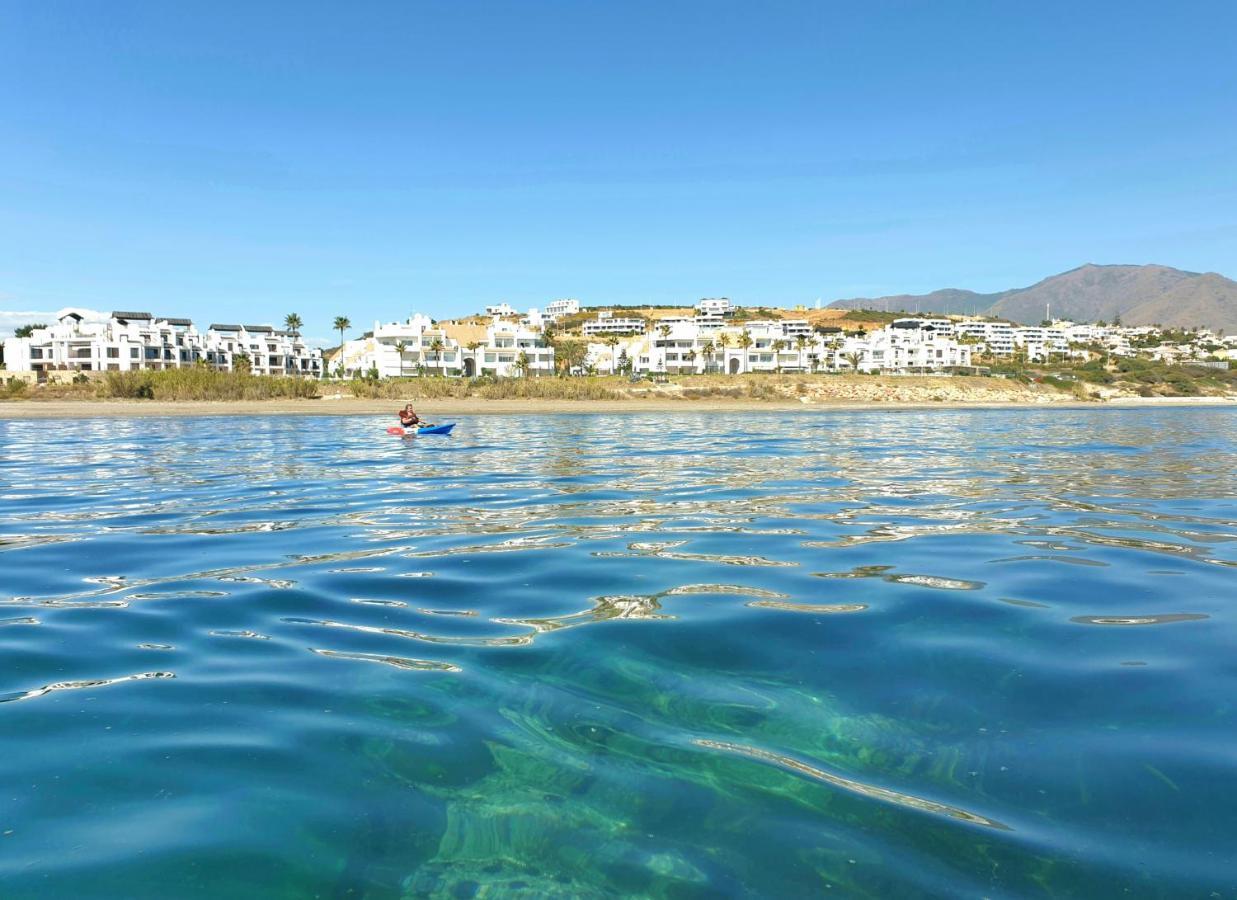 Casitamar Frontline Beach House Rental Casares Costa Near Estepona Bahia de Casares المظهر الخارجي الصورة