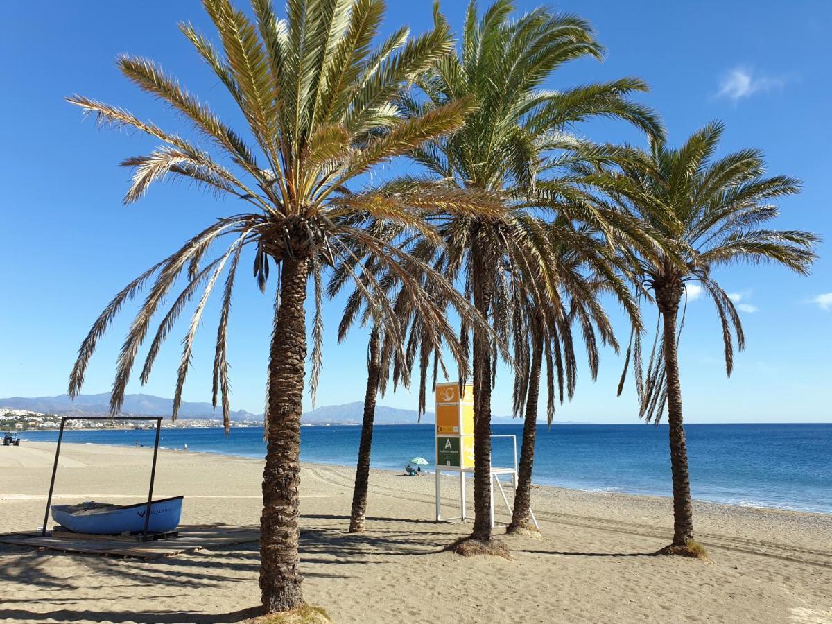 Casitamar Frontline Beach House Rental Casares Costa Near Estepona Bahia de Casares المظهر الخارجي الصورة