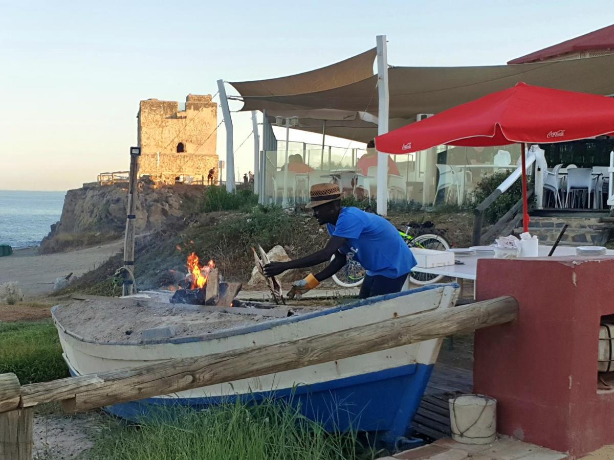 Casitamar Frontline Beach House Rental Casares Costa Near Estepona Bahia de Casares المظهر الخارجي الصورة
