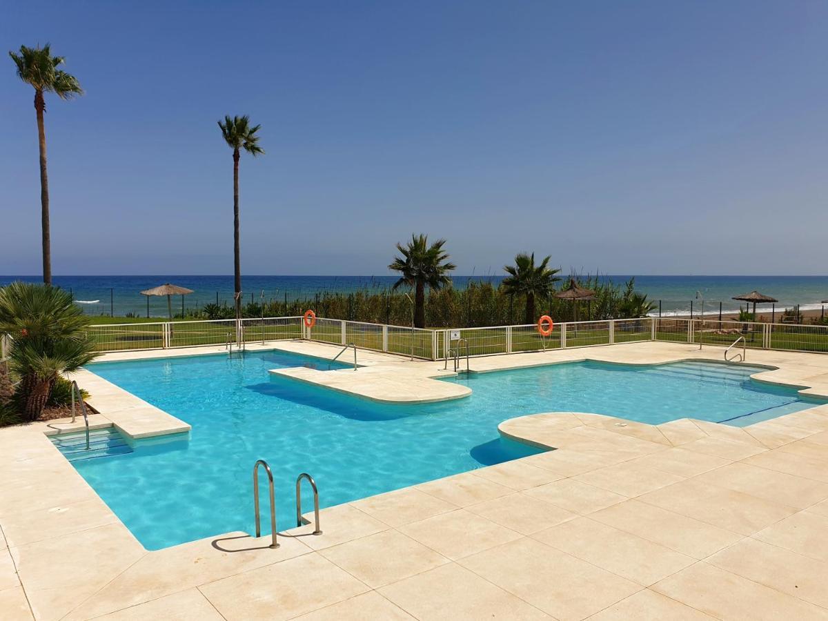 Casitamar Frontline Beach House Rental Casares Costa Near Estepona Bahia de Casares المظهر الخارجي الصورة