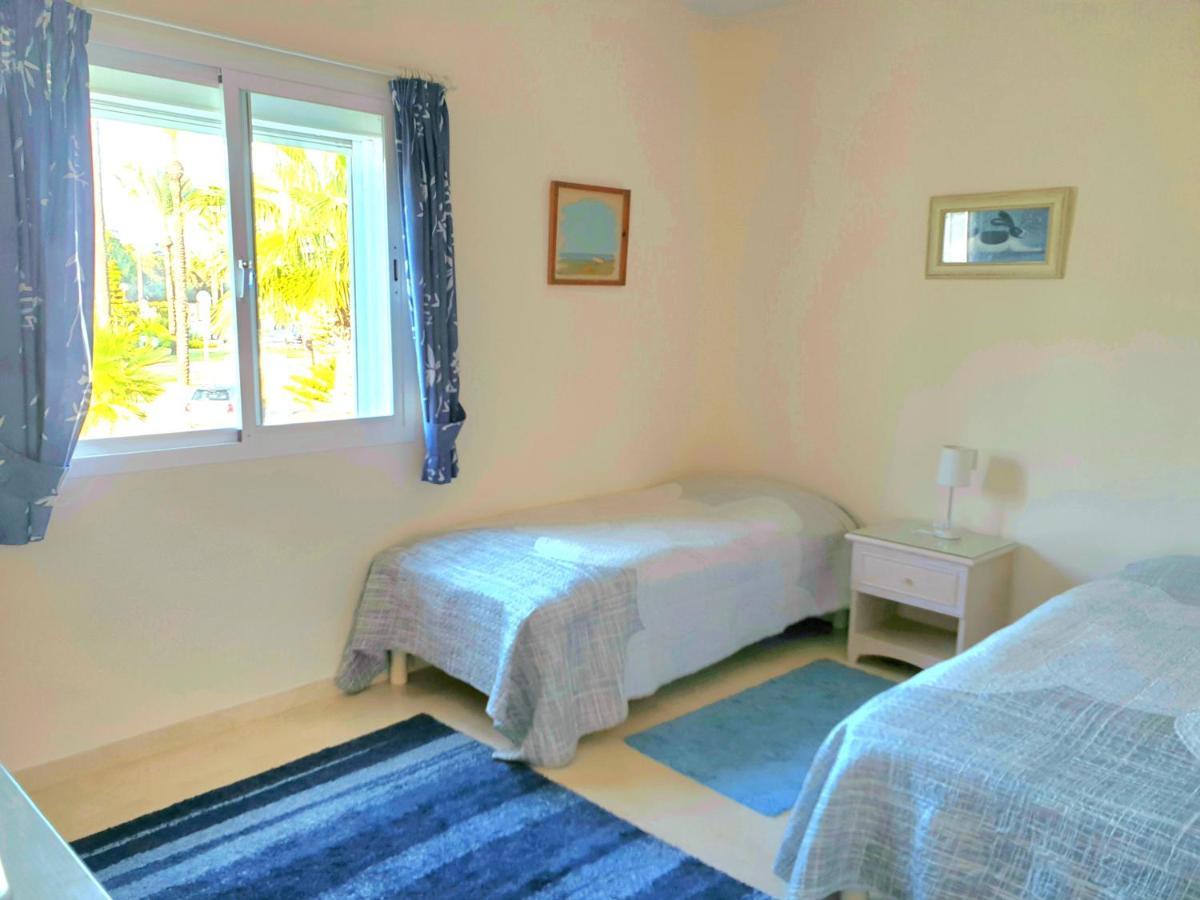 Casitamar Frontline Beach House Rental Casares Costa Near Estepona Bahia de Casares المظهر الخارجي الصورة