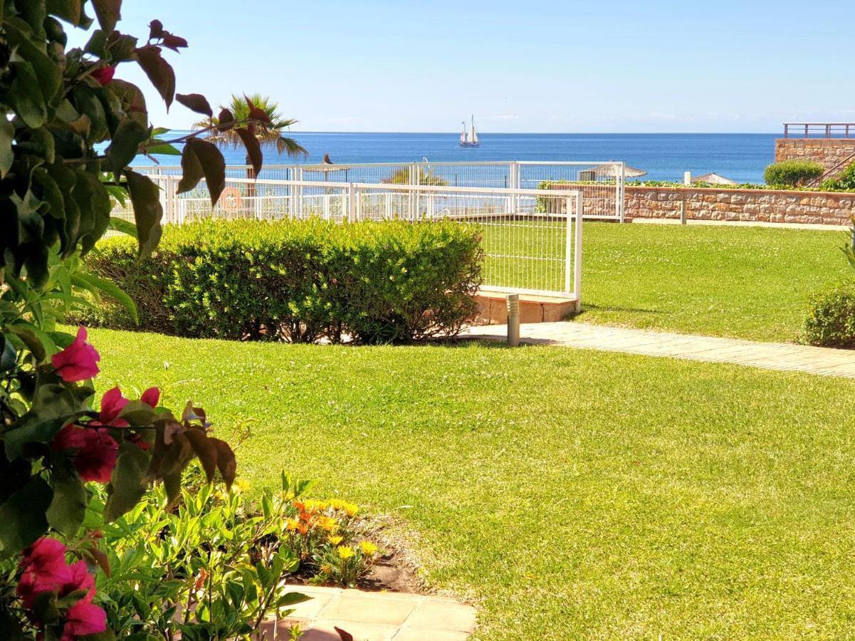 Casitamar Frontline Beach House Rental Casares Costa Near Estepona Bahia de Casares المظهر الخارجي الصورة